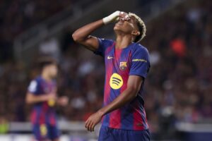 «Будь агрессивным и требуй мяча: советы Бербатова Шешко о взаимодействии с партнёрами в «МЮ»»